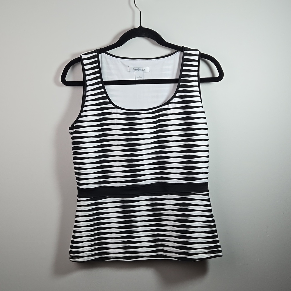 White House Black Market sleevless top